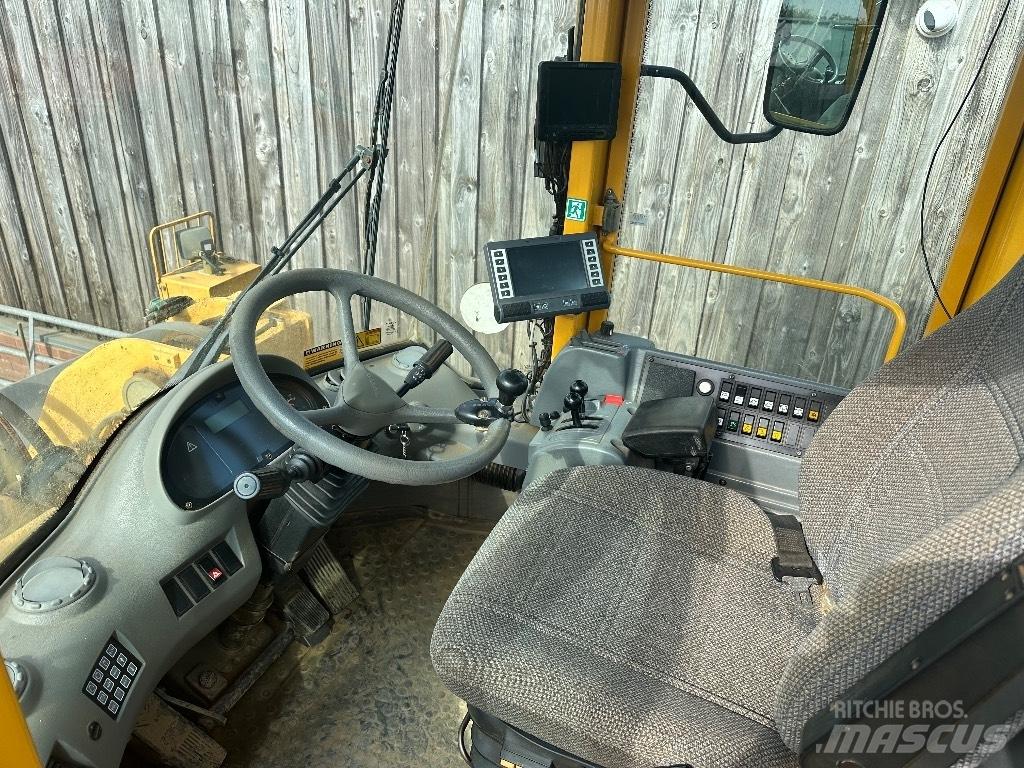 Volvo L 150 E Rataslaadurid