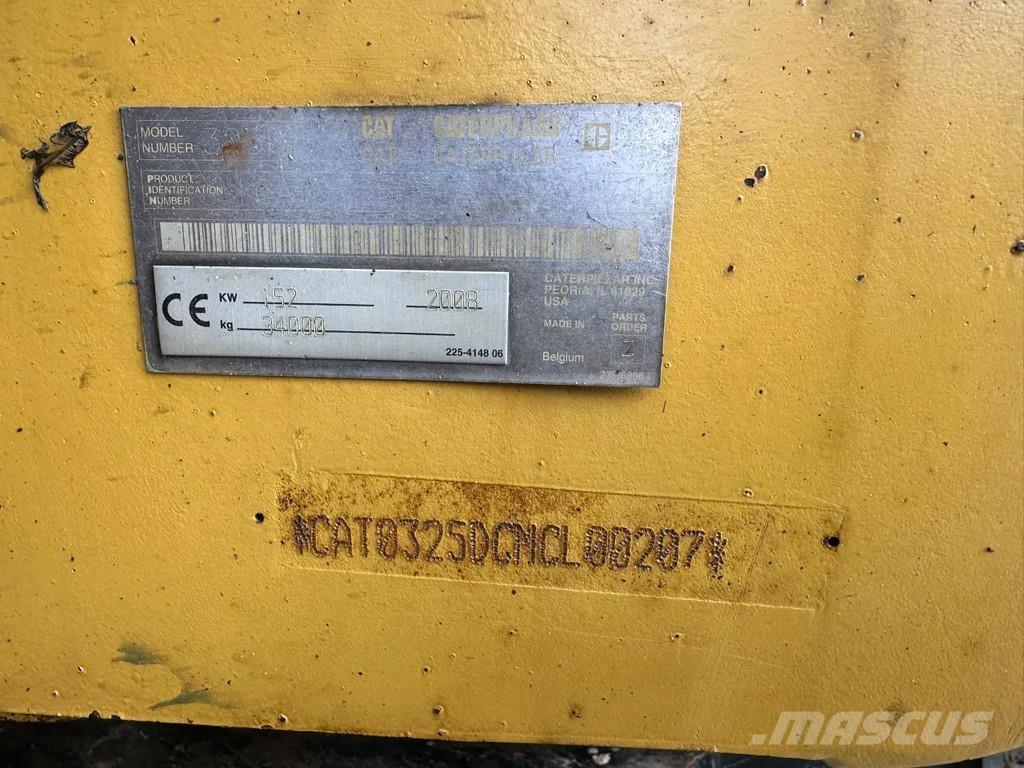 CAT 325 DL Roomikekskavaatorid