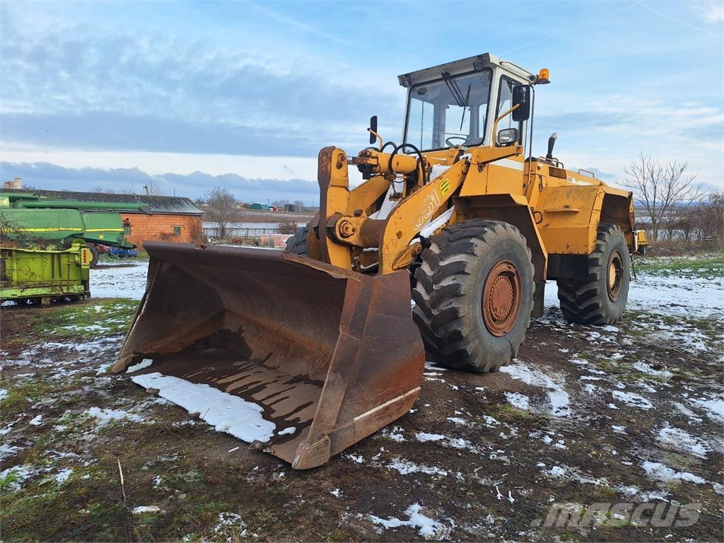 Liebherr L 551 4X4 Muu