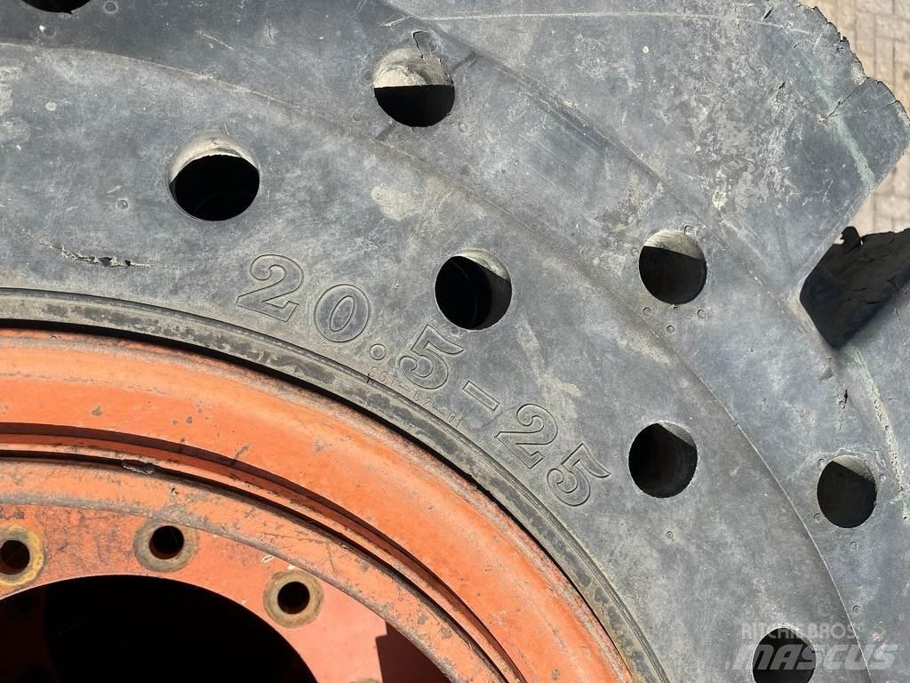Doosan dl250 Rataslaadurid