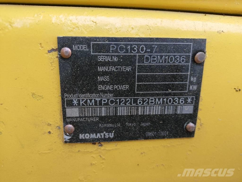 Komatsu PC130 Roomikekskavaatorid