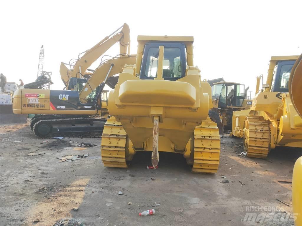 Komatsu D 155 AX-5 Buldooserid