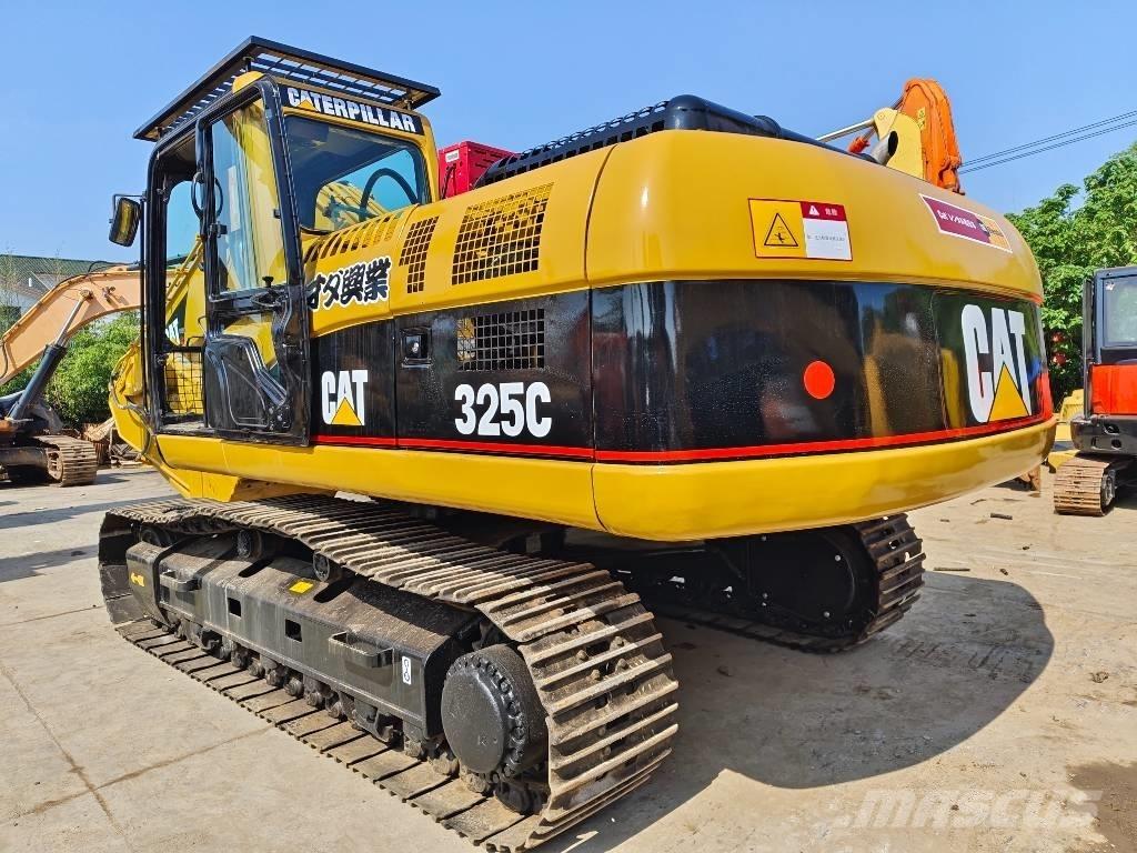 CAT 325 C Roomikekskavaatorid