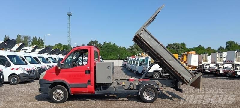 Iveco 35C13 - Tipper Kallurid