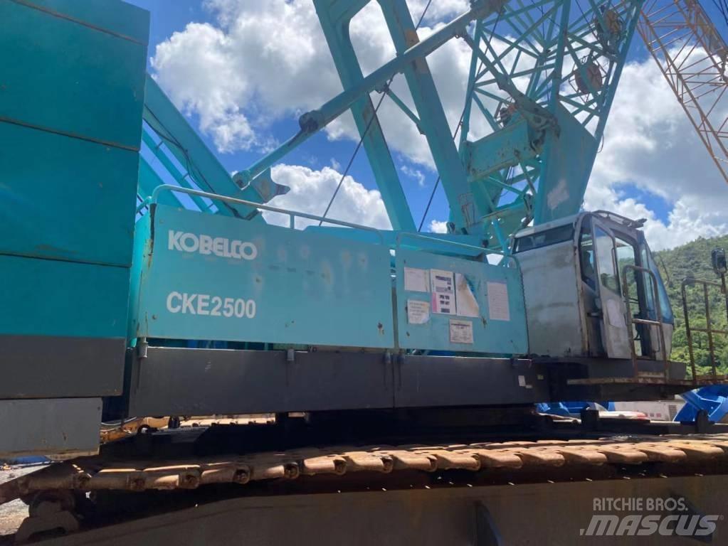 Kobelco CKE 2500 Roomikkraanad