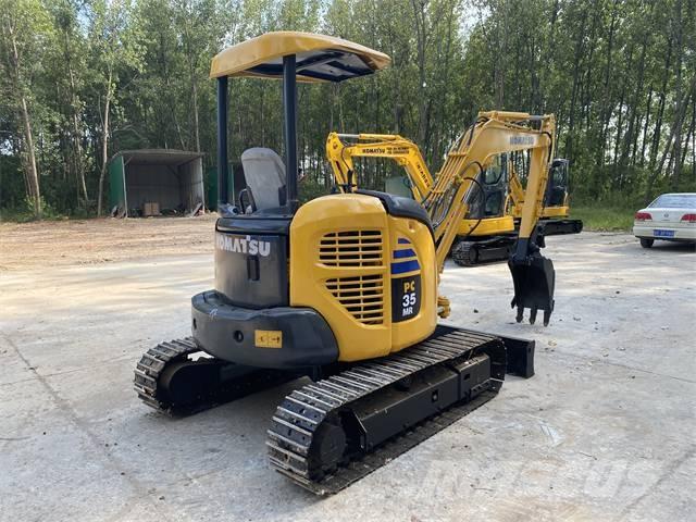 Komatsu PC35MR-2 Roomikekskavaatorid
