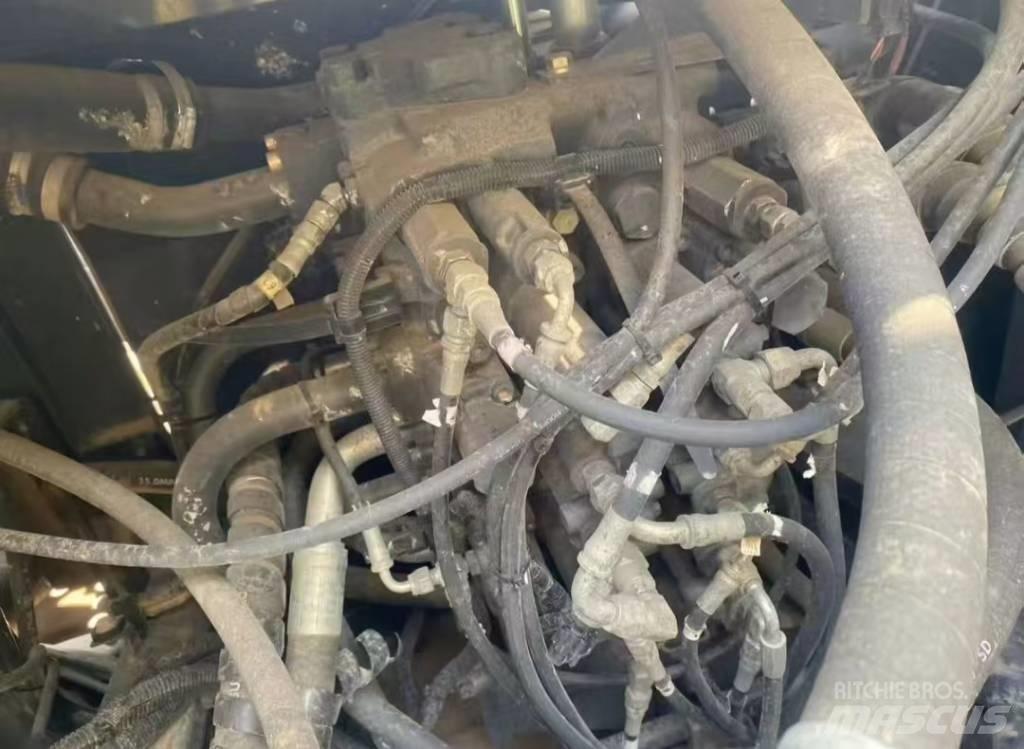 Sumitomo SH 240 LC Roomikekskavaatorid