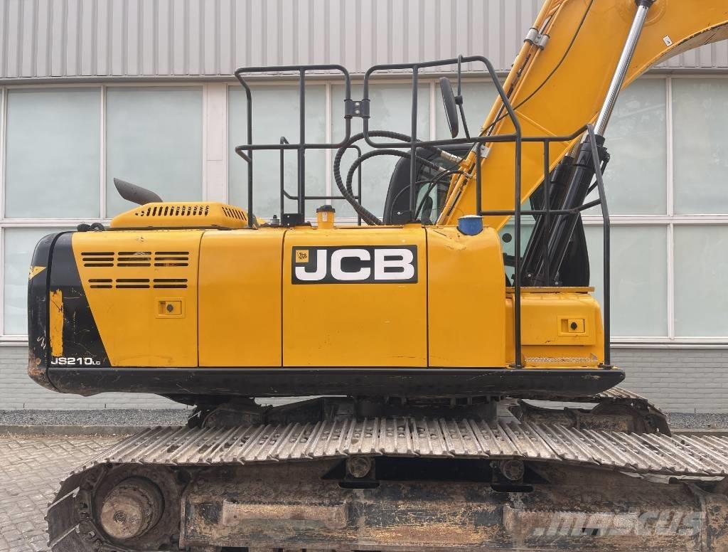 JCB JS 210 LC    2017 Roomikekskavaatorid