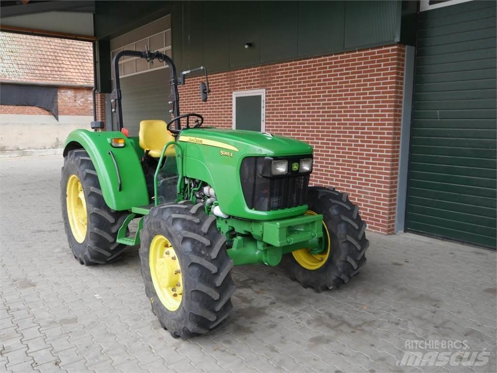 John Deere 5065E Traktorid