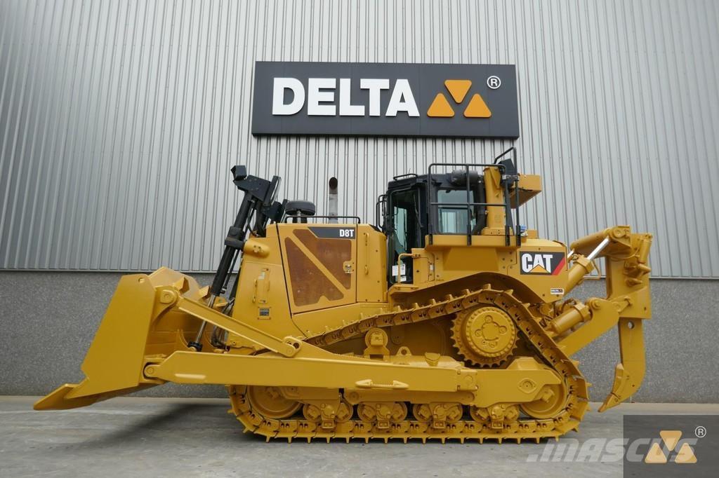 CAT D8T Buldooserid