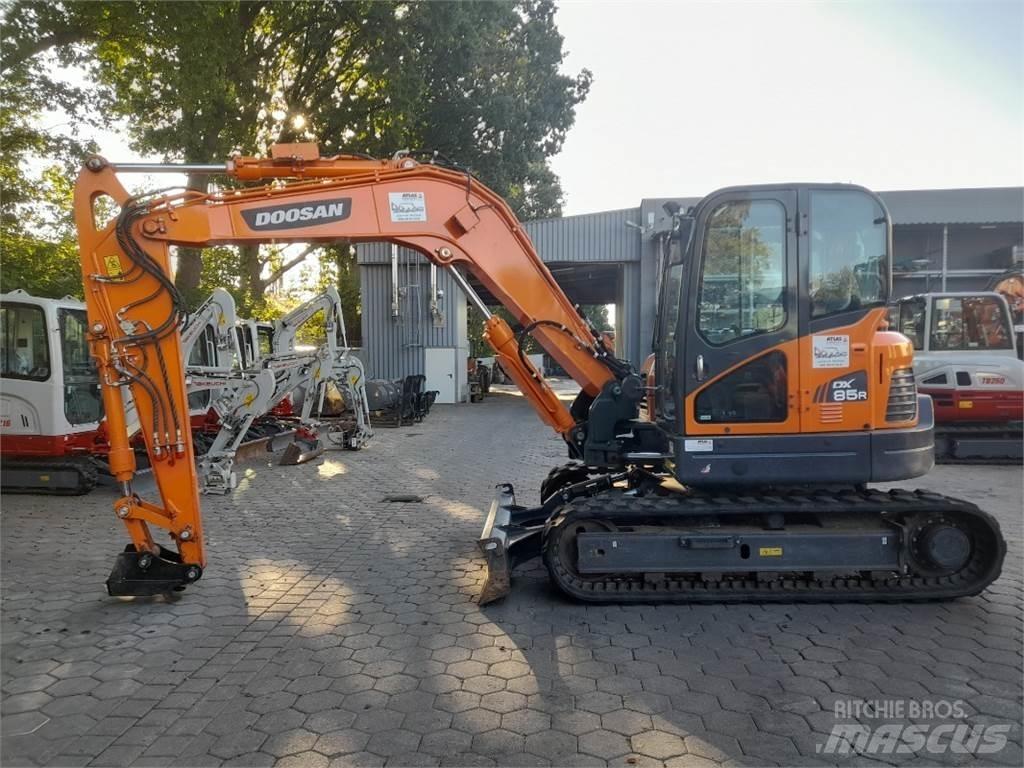 Doosan DX85R-3 Väikeekskavaatorid 7t-12t