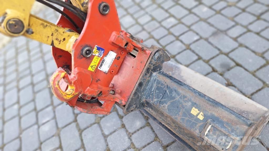 CAT 301.8 Rototilt Miniekskavaatorid < 7 t