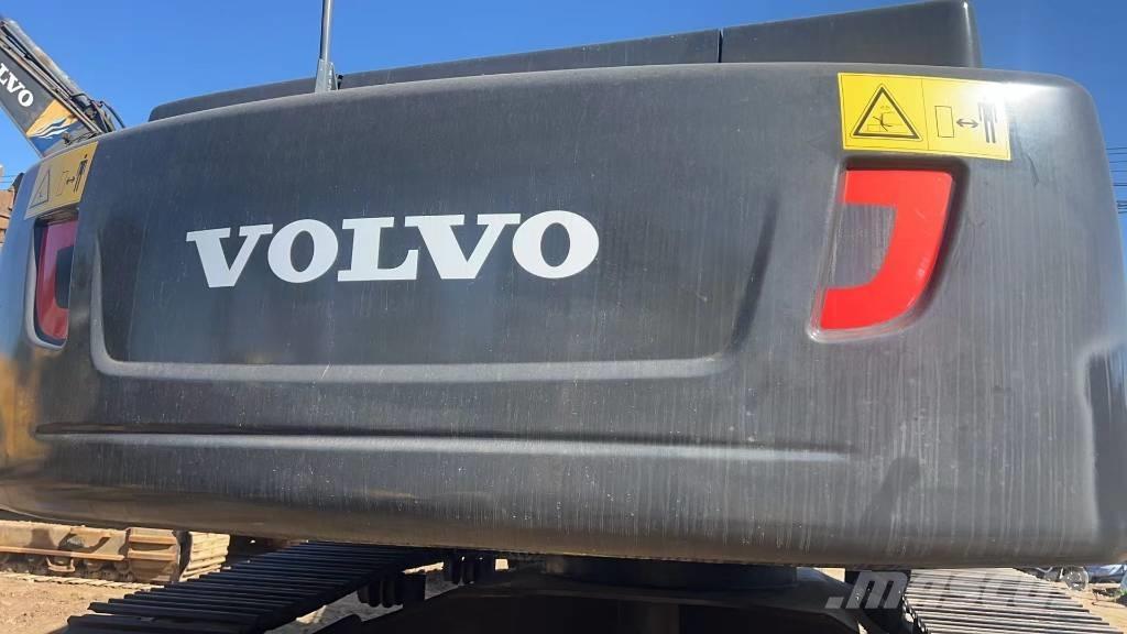 Volvo EC 300 D Roomikekskavaatorid