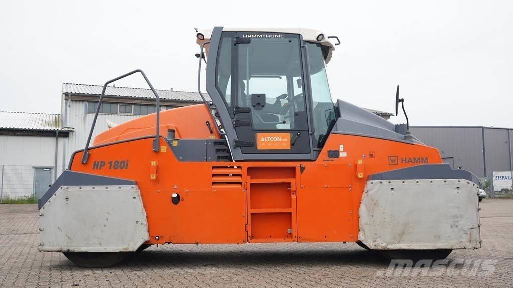Hamm HP 180I Pneumorehvidega rullid