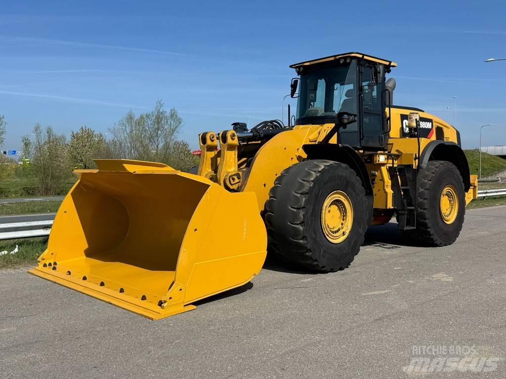 CAT 980M Rataslaadurid