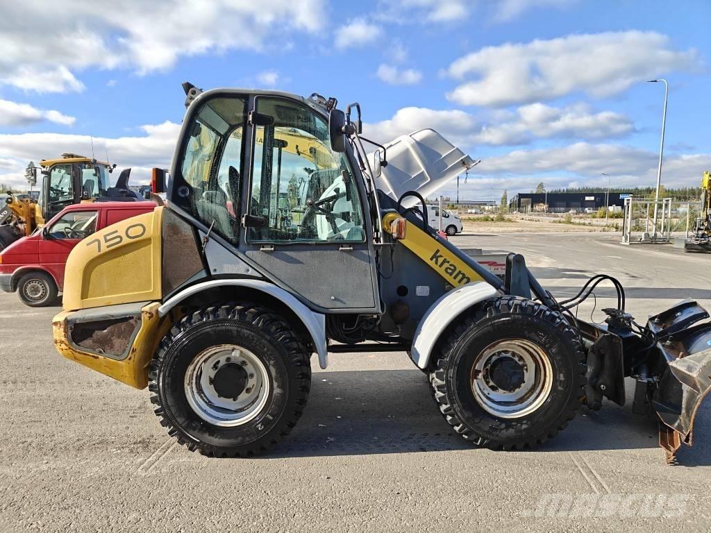 Kramer-allrad 750 Rataslaadurid