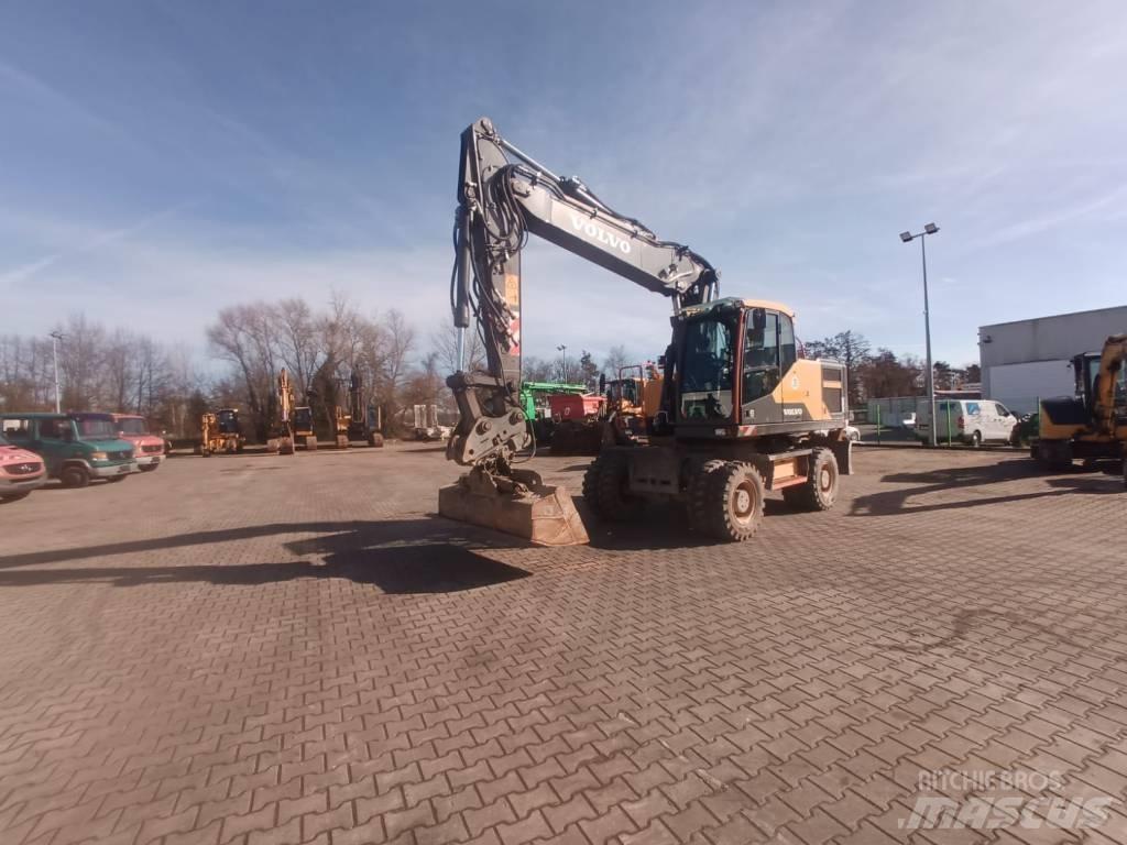 Volvo EW 180 E Ratasekskavaatorid