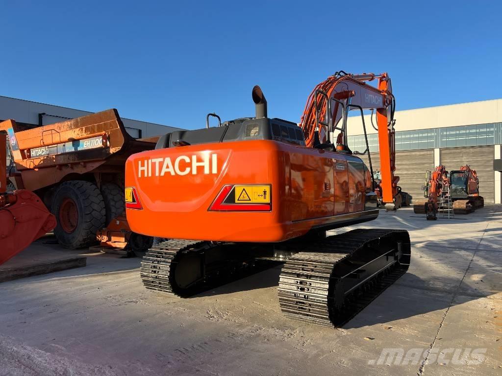 Hitachi ZX 210 LC-7 Roomikekskavaatorid