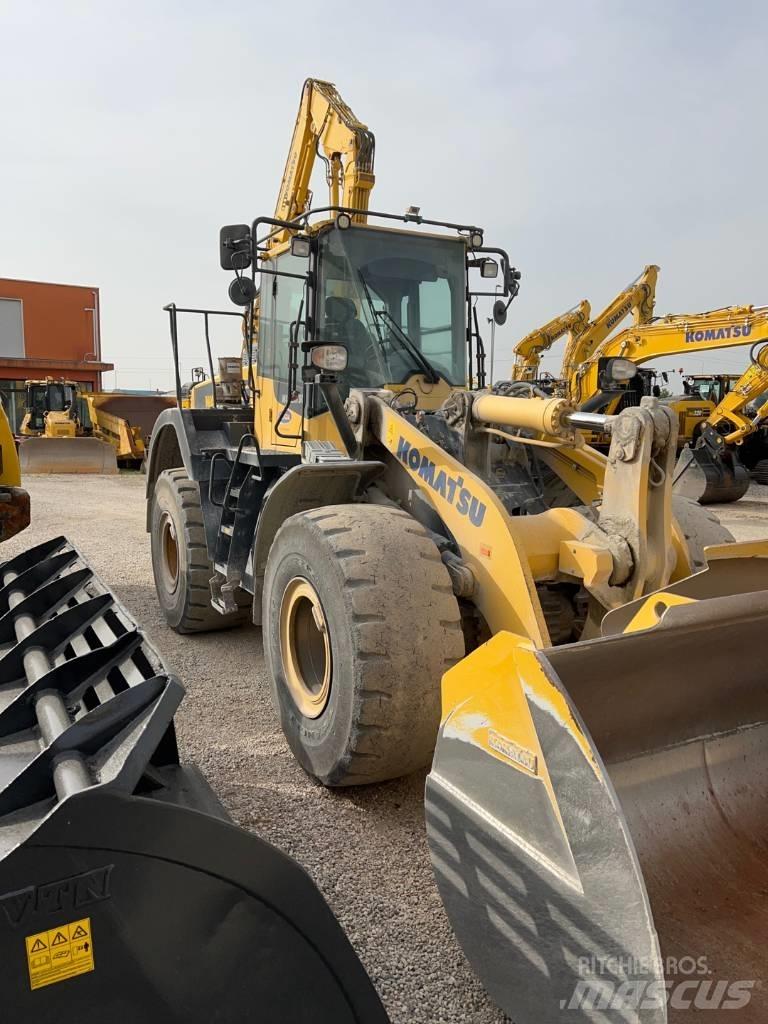 Komatsu WA 380-8 Rataslaadurid
