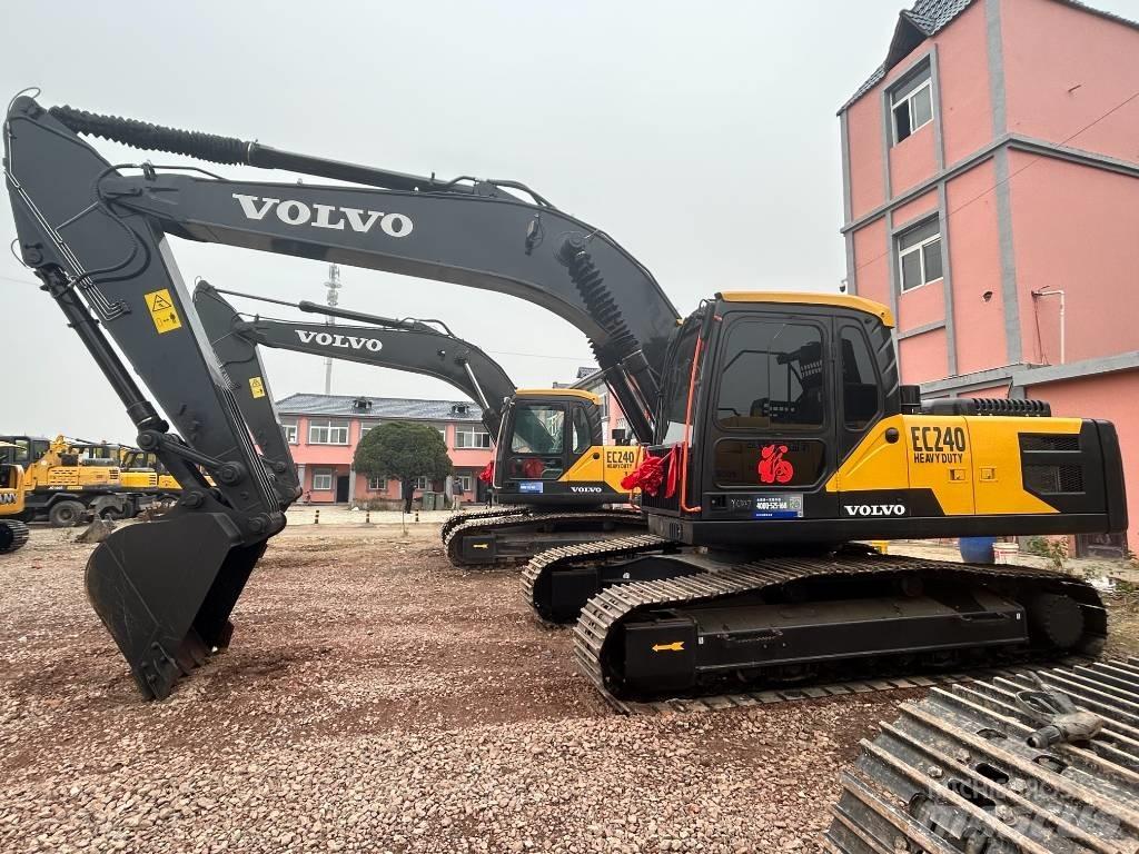 Volvo EC 240 Roomikekskavaatorid