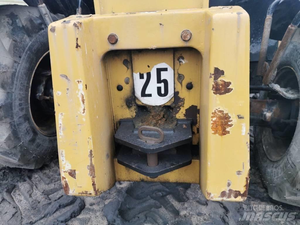 CAT TH 407 2013r Teleskooplaadurid