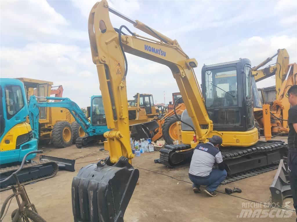 Komatsu PC 50 MR Roomikekskavaatorid