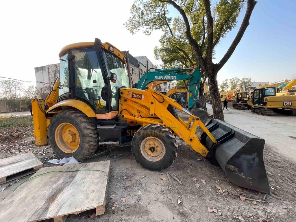 JCB 3 CX Ekskavaatorlaadurid