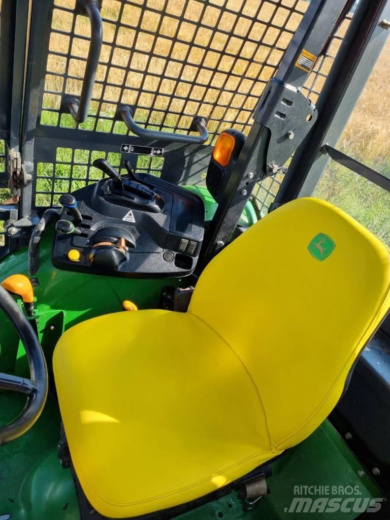 John Deere 5100 M Metsatööks kohandatud traktorid