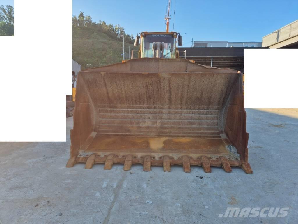 Volvo L 180 E Rataslaadurid