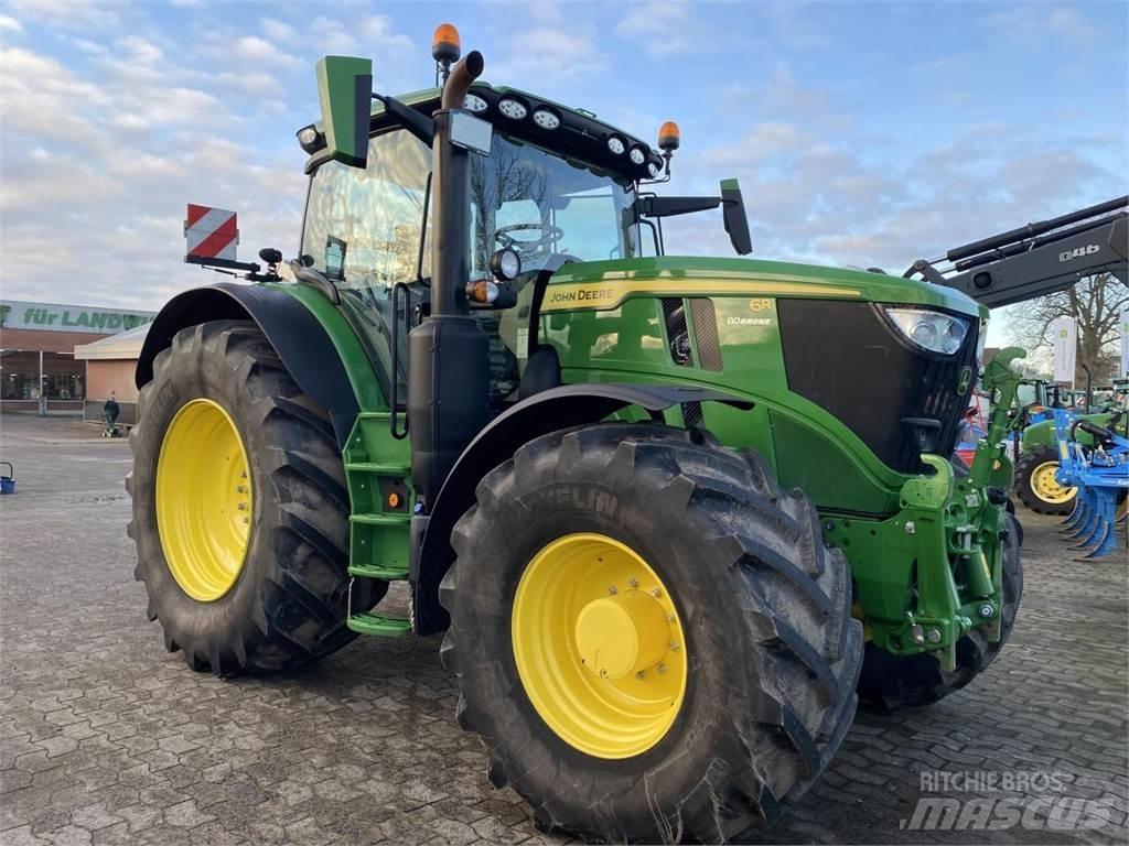 John Deere 6R 215 Traktorid