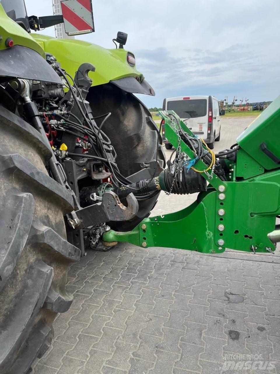 John Deere 1424 C Heinapressid