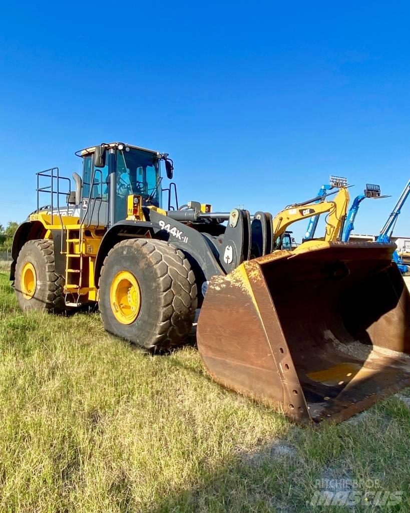 John Deere 844 K Rataslaadurid