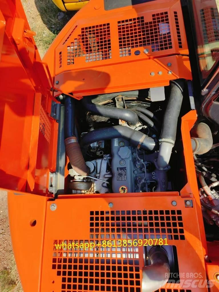 Hitachi ZX 135 US Roomikekskavaatorid