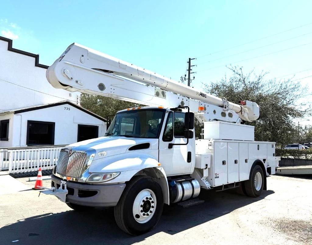 Altec AA 55 Auto korvtõstukid