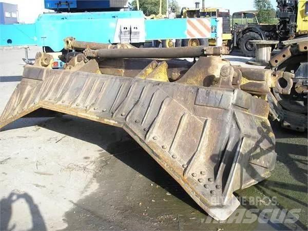 CAT D8N Buldooserid