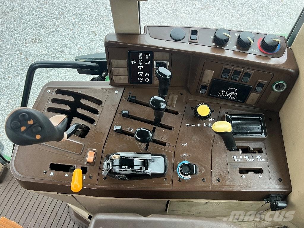 John Deere 6910 Traktorid