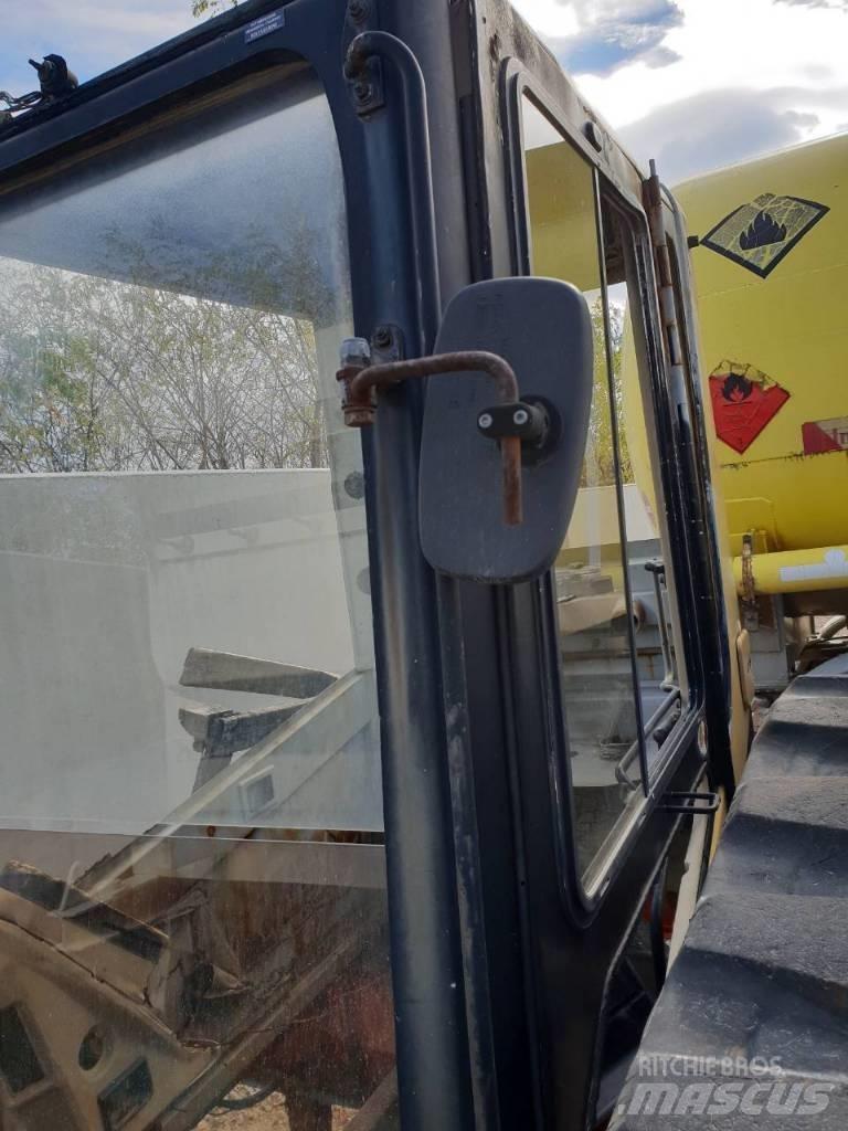 CAT 320B ali 320 Kabiinid