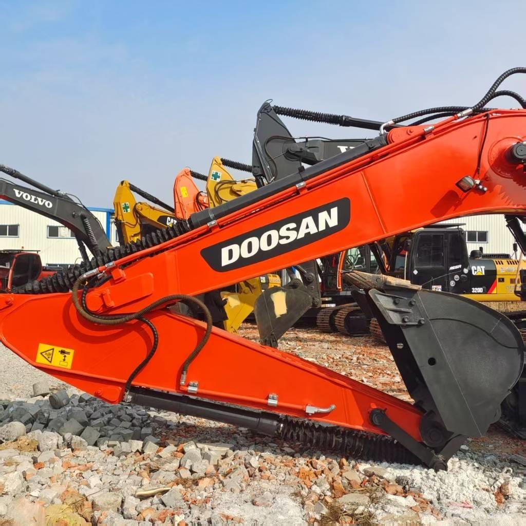 Doosan DX 225 LC Miniekskavaatorid < 7 t