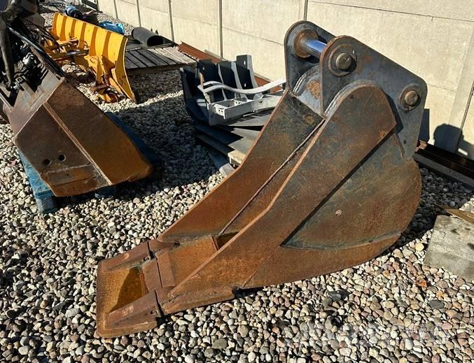 Komatsu PW 160-7E0 Ekskavaatorikopad ja lisaseadmed