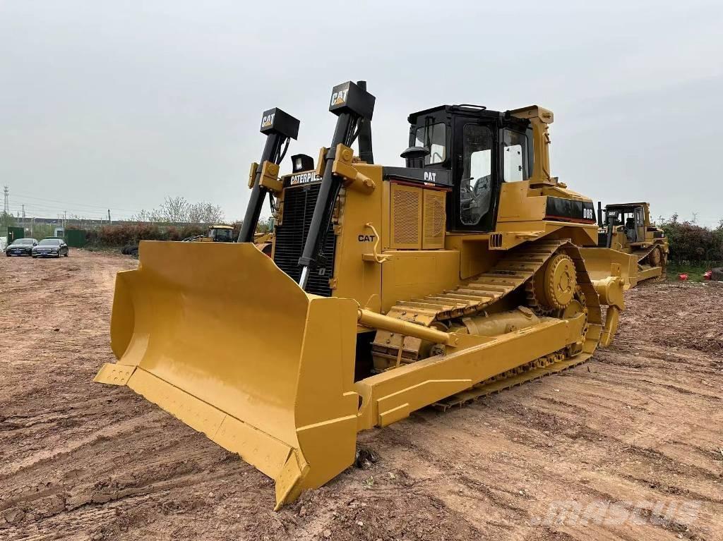 CAT D8R Buldooserid