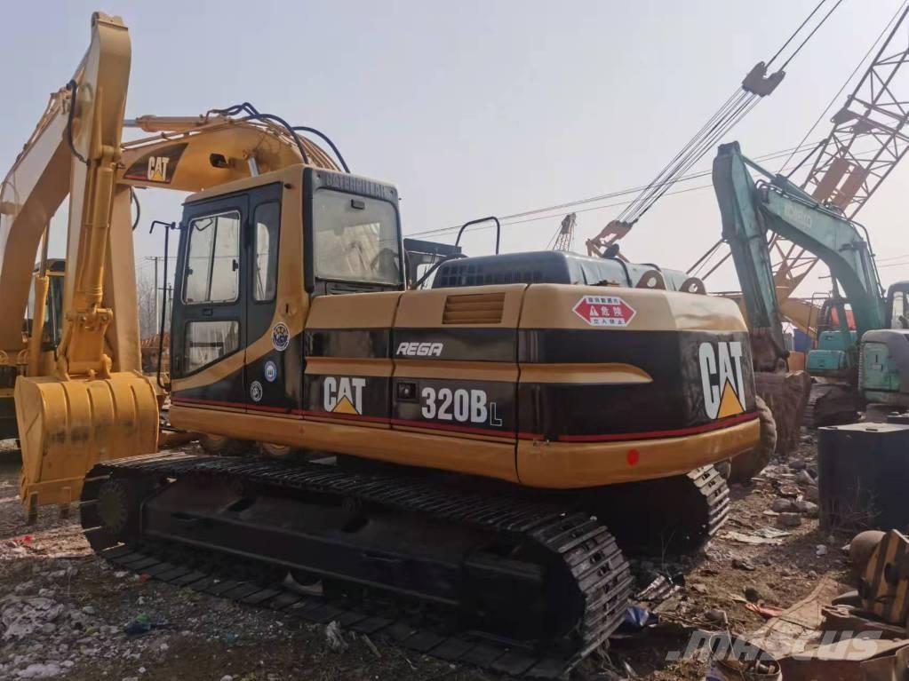 CAT 320BL Roomikekskavaatorid