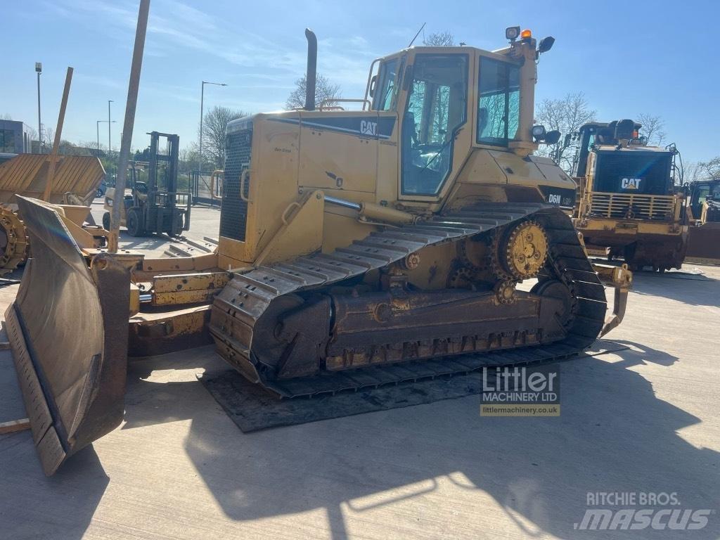 CAT D 6 N LGP Buldooserid