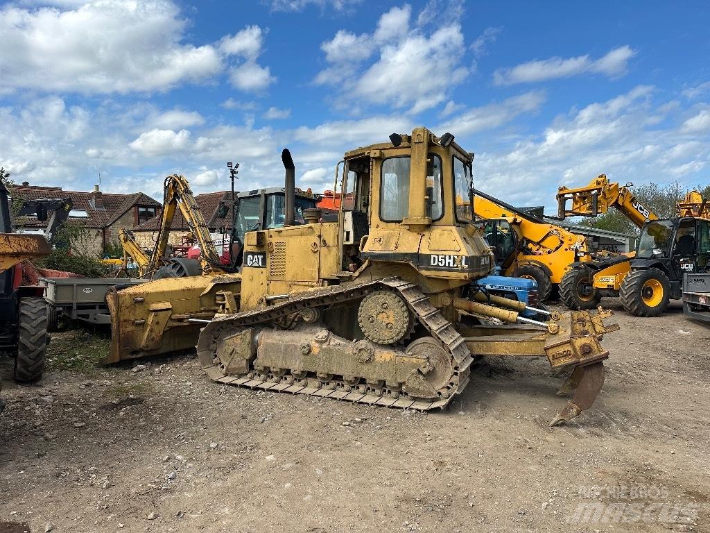 CAT D 5 XL Buldooserid