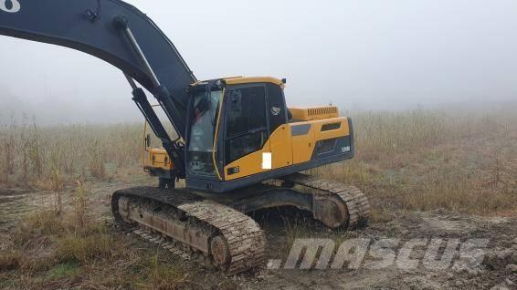 Volvo EC 300 D Roomikekskavaatorid