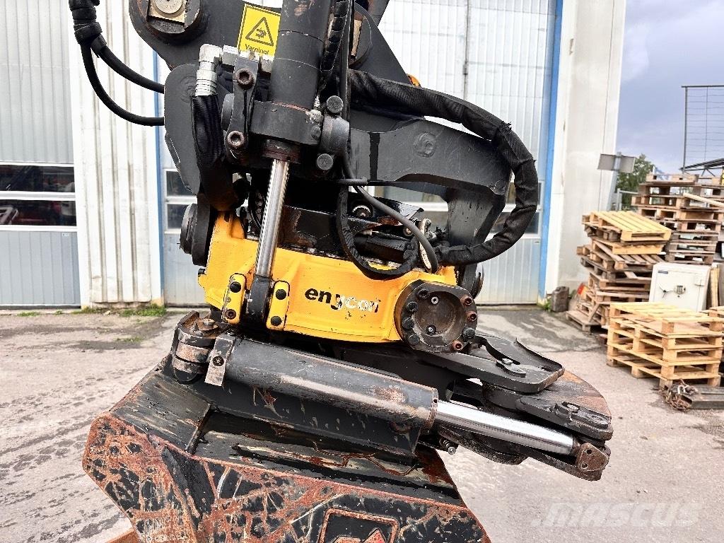 Schaeff TW 110 Ratasekskavaatorid
