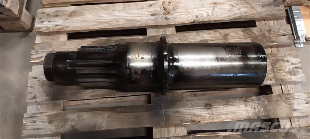  FMG/Ösa 225058 Forvarderi kraanad