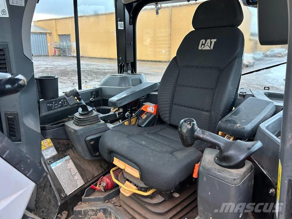 CAT D 6 LGP Buldooserid