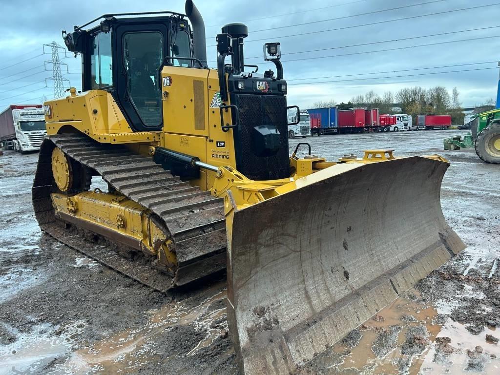 CAT D 6 LGP Buldooserid