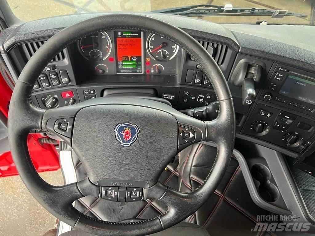Scania R580 8x4 Sadulveokid