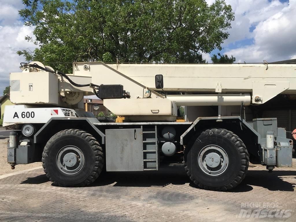 Terex PPM A 600 Raske maastiku tõstukid